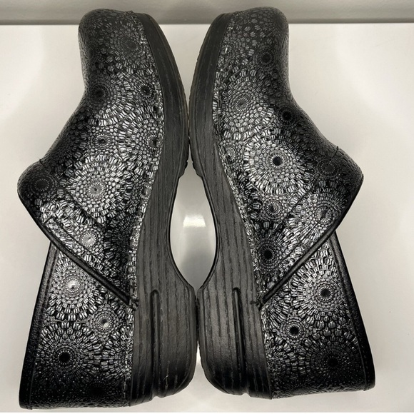 Dansko Black Mules Comfortable Clogs - Picture 1 of 11